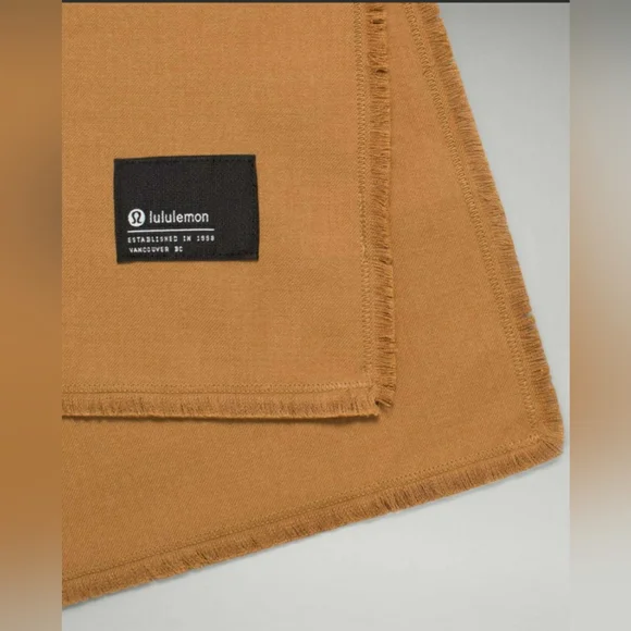 Lululemon Wool-Blend Scarf Bold Beige - O/S - Picture 3 of 5